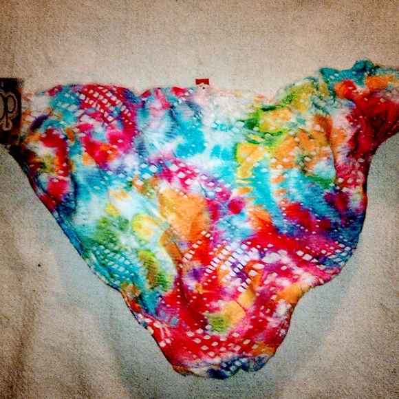 *🆓* with any👙wear PURCHASE! - Picture 3 of 3